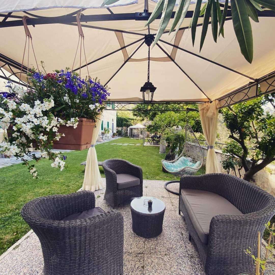 Agriturismo Villa Cavallini Камайоре Екстериор снимка